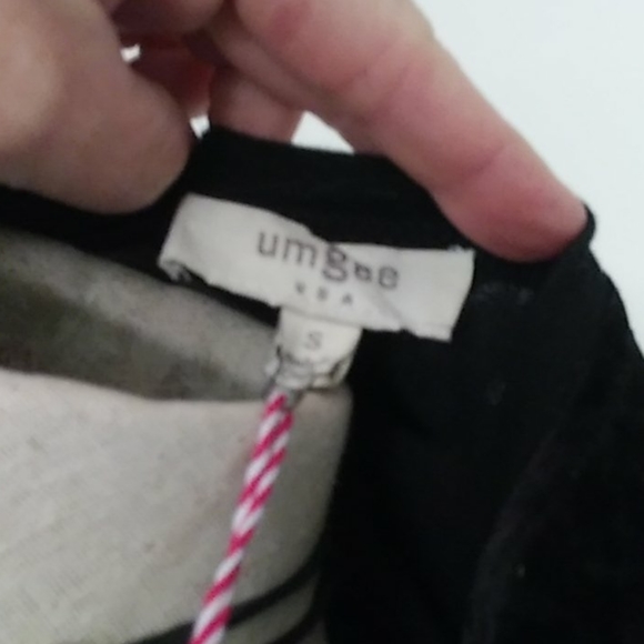 NWT UMGEE BLACK VELVET LONG TOP. SZ S - Picture 9 of 10